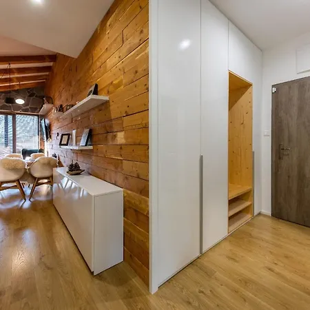Apartamento Lúčnica Tale